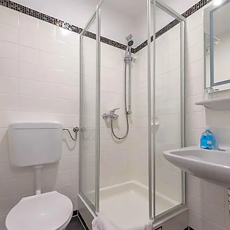 Hotel Krone 2*